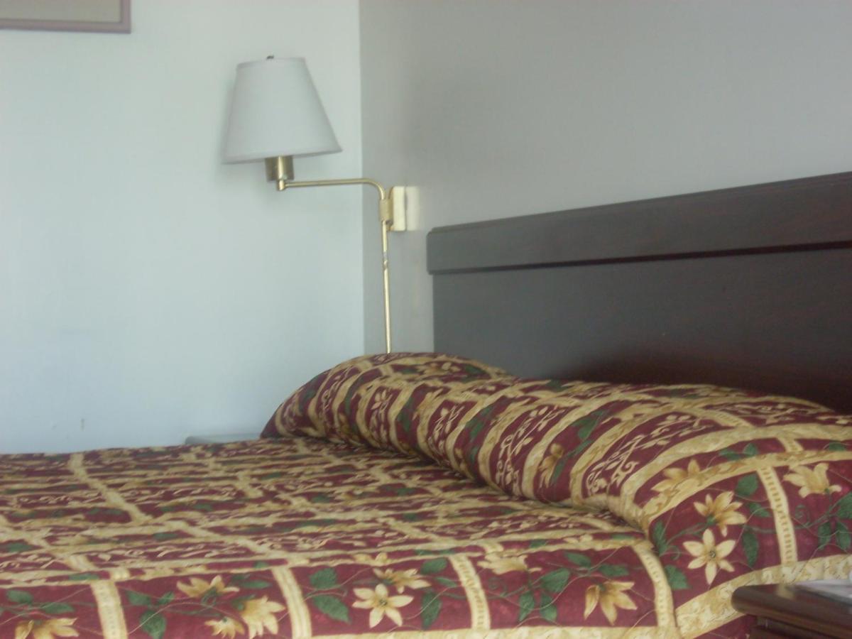 Economy Inn Seaside Buitenkant foto